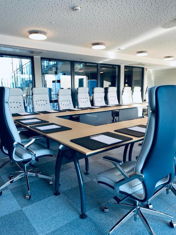 Intergroup Business & Design Hotel Ingolstadt Kosching Ngoại thất bức ảnh
